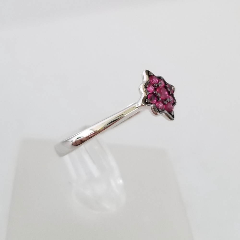 2X HOST PICK!!! 🌹 Delicate Little Ruby Ring - Picture 2 of 8